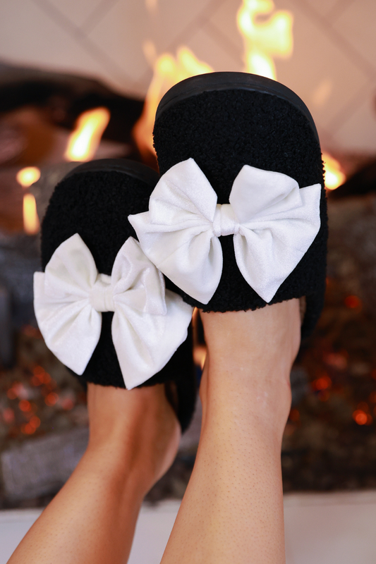 PREORDER- Cozy Bow Slippers- Black/White