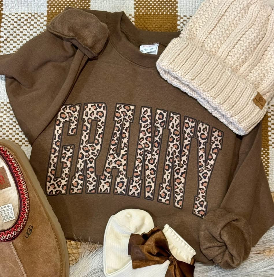 LEOPARD NAME SWEATSHIRTS