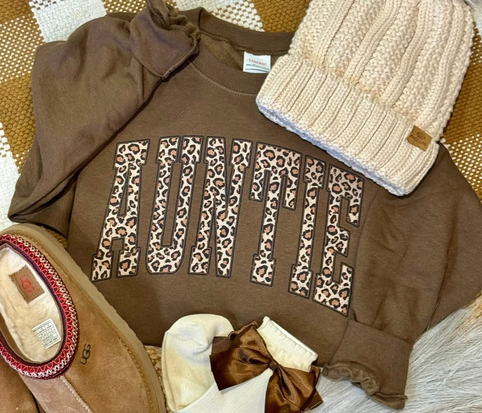 LEOPARD NAME SWEATSHIRTS